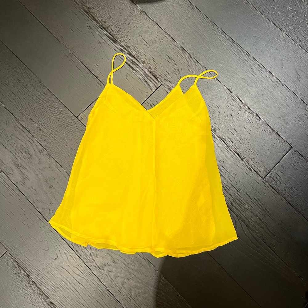 Yellow flowy tank